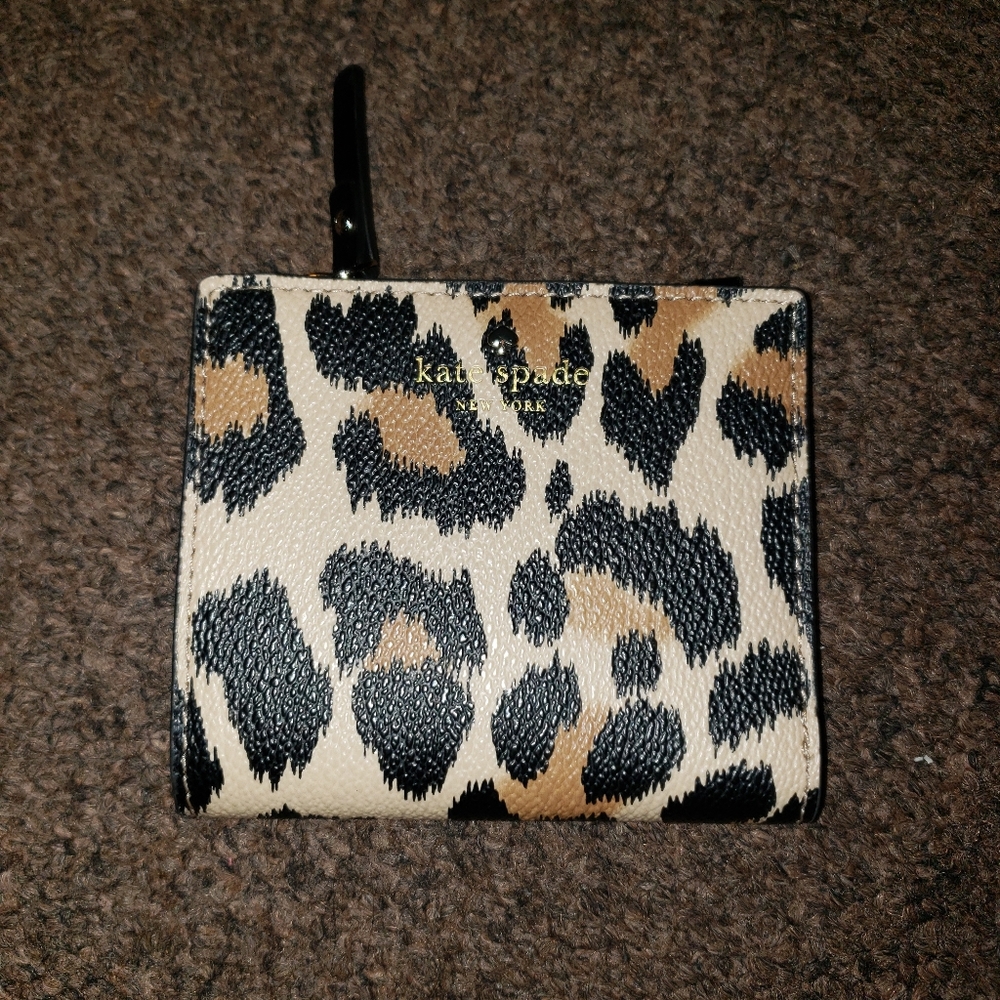 ❤Kate Spade Leopard Wallet